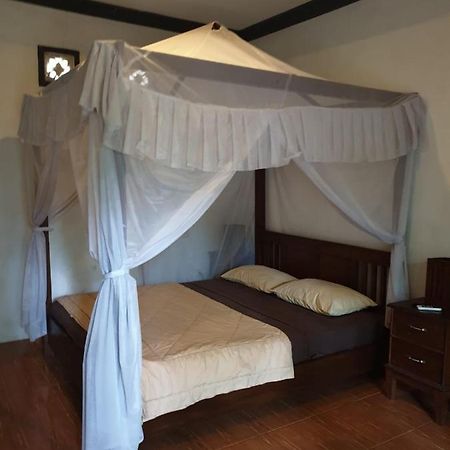 Five Time Home Stay Гили-Эйр Экстерьер фото